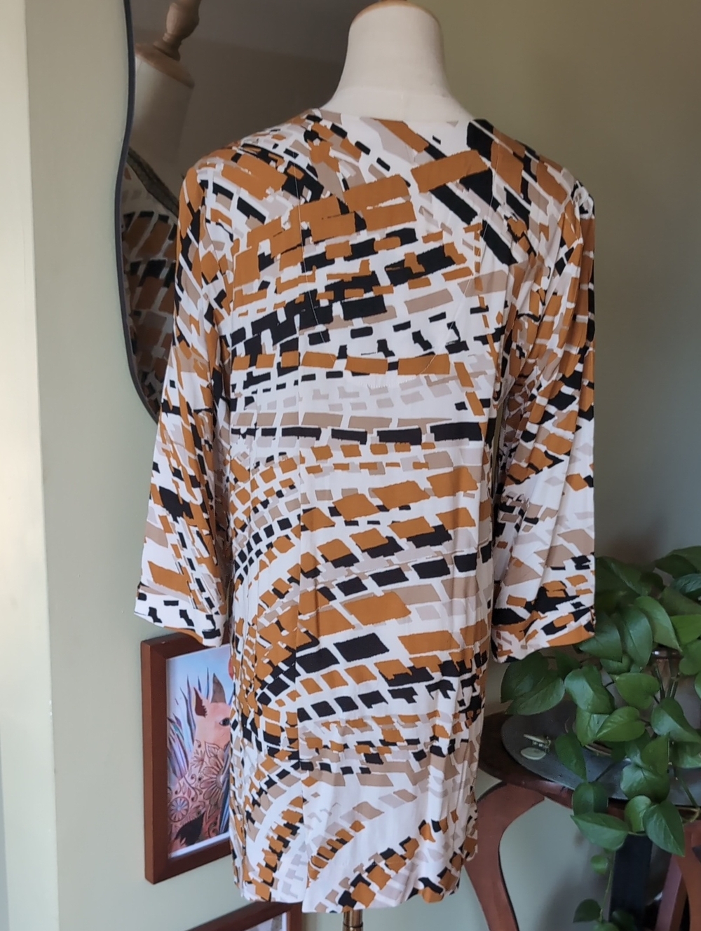 Tunic - Picture 7 of 10